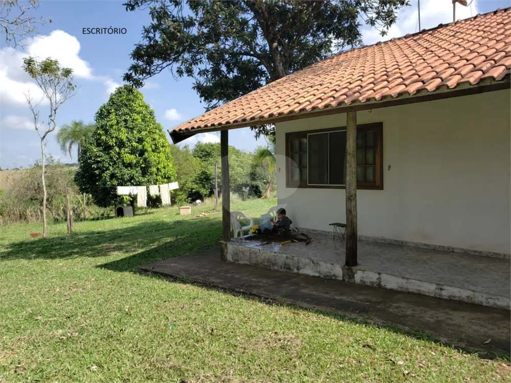 Fazenda à venda com 3 quartos, 1000m² - Foto 2