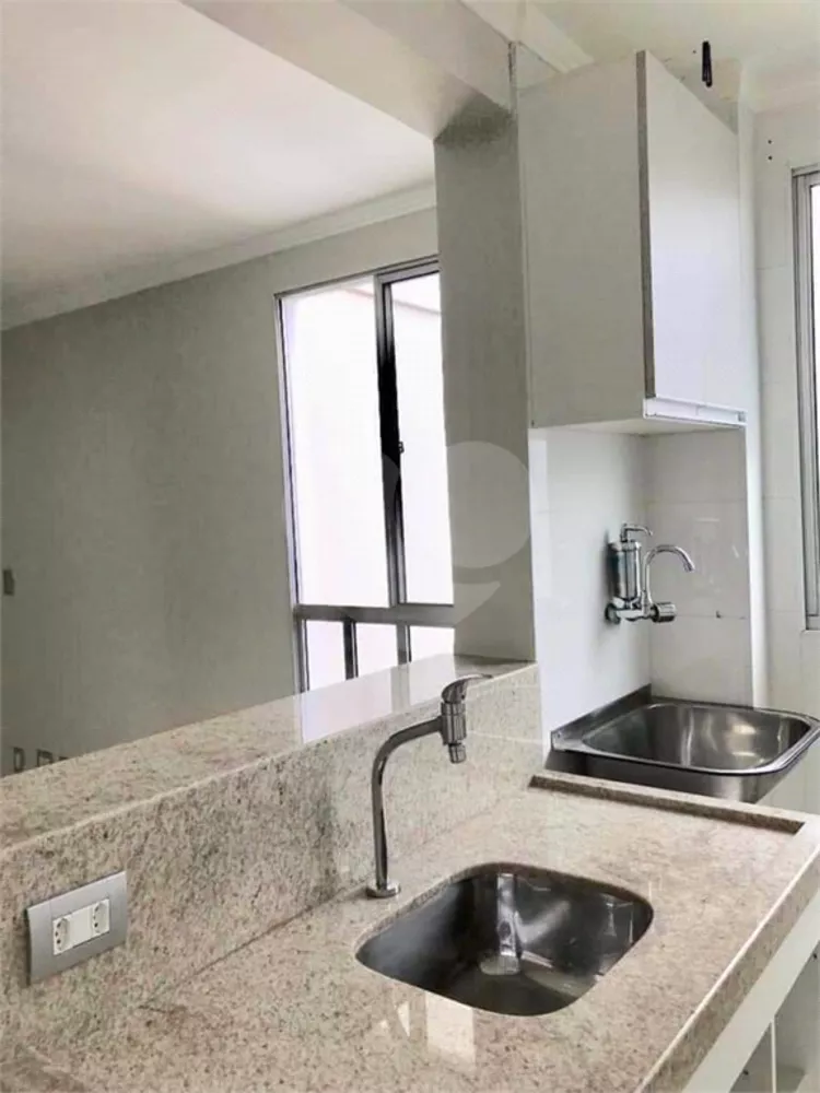 Apartamento à venda com 2 quartos, 56m² - Foto 11