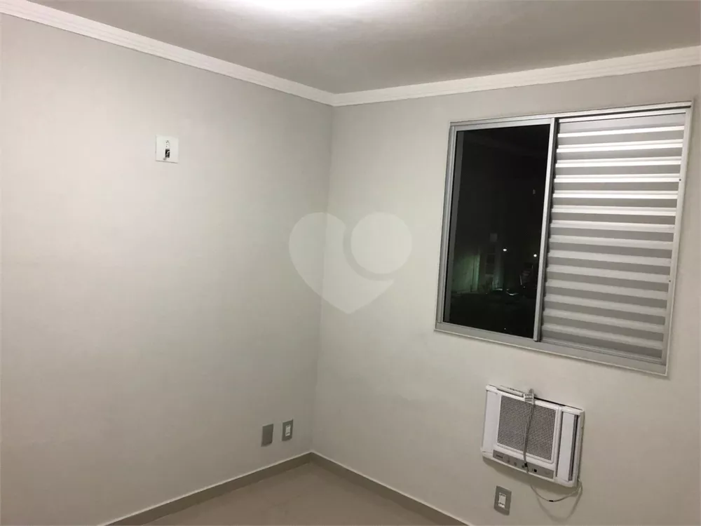 Apartamento à venda com 2 quartos, 56m² - Foto 15