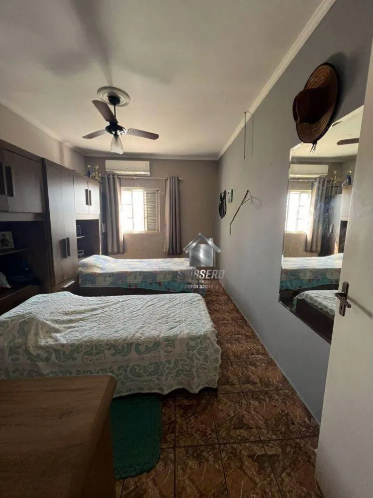 Casa, 3 quartos, 250 m² - Foto 3