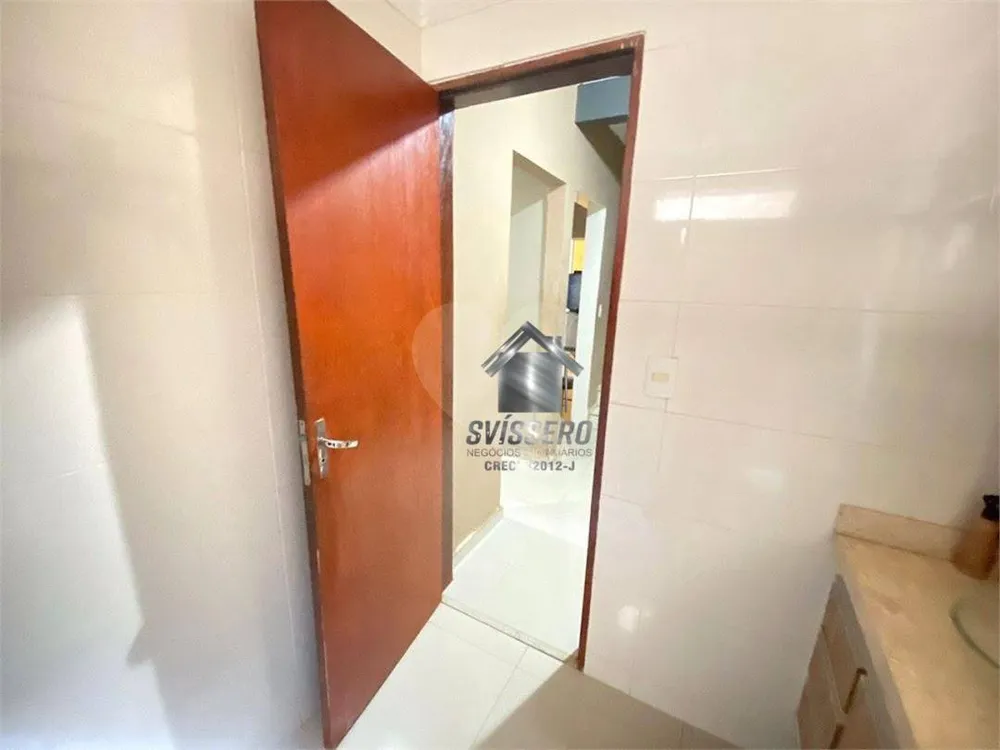 Casa, 3 quartos, 196 m² - Foto 3