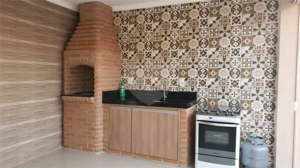 Casa à venda com 3 quartos, 160m² - Foto 2