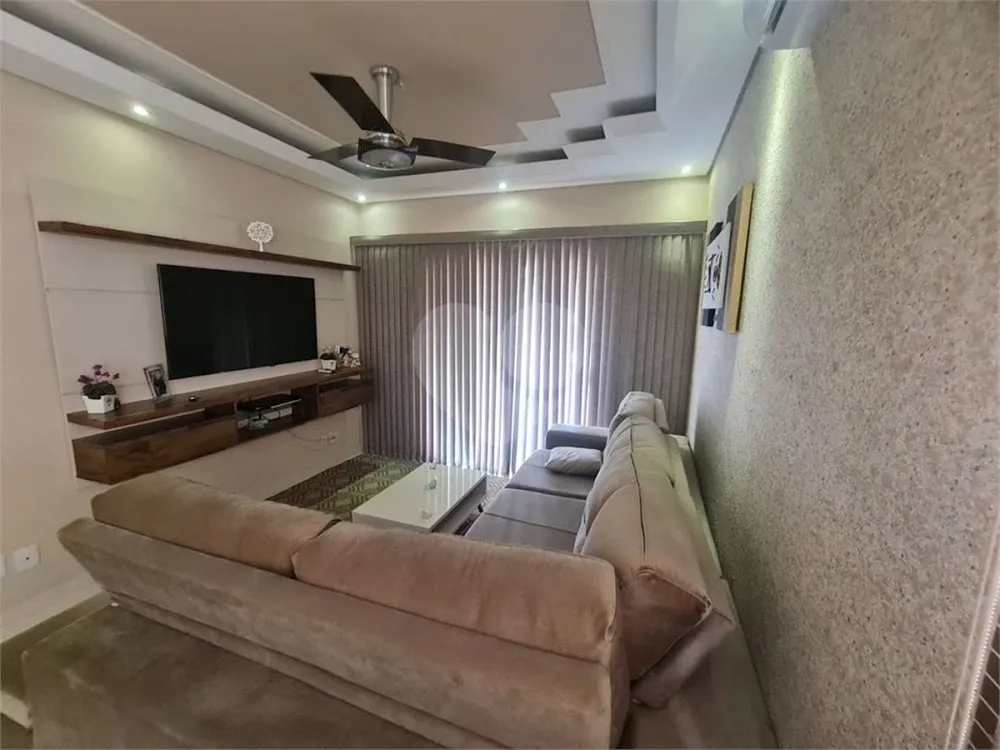 Casa, 3 quartos, 217 m² - Foto 3