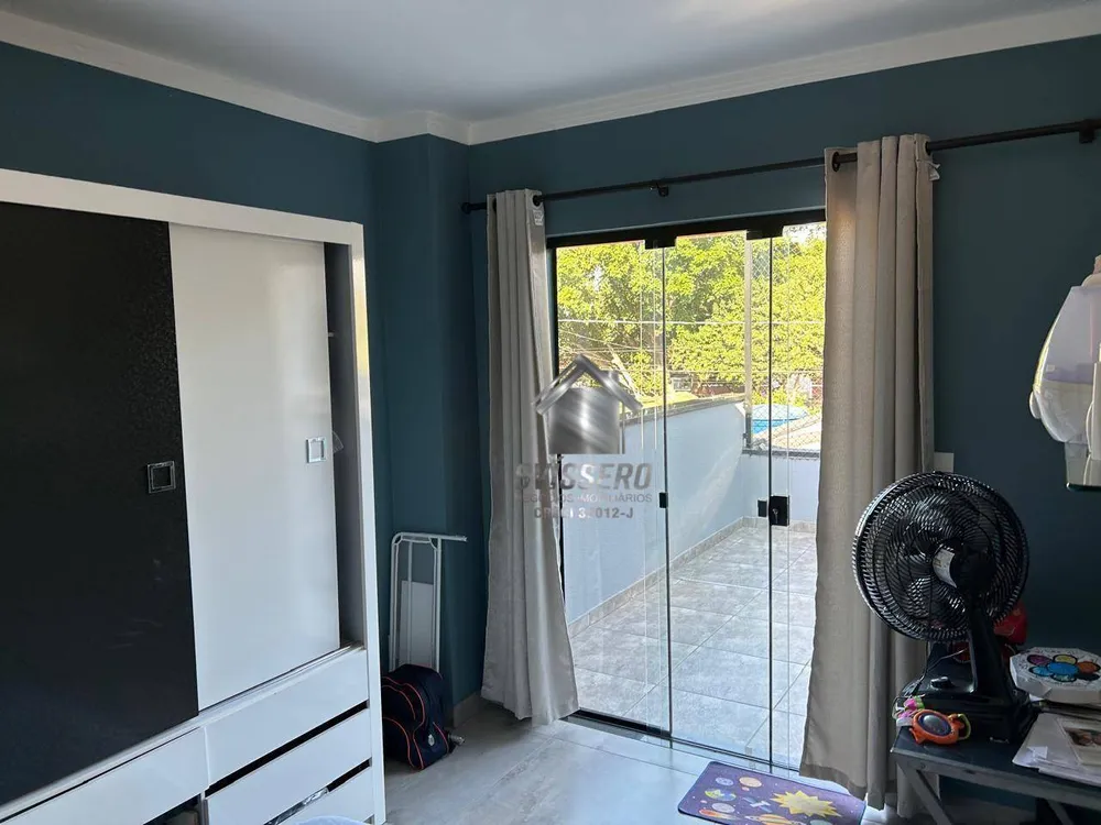 Casa, 3 quartos, 228 m² - Foto 14