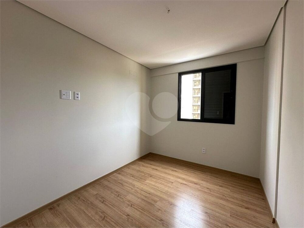 Apartamento à venda com 3 quartos, 70m² - Foto 14
