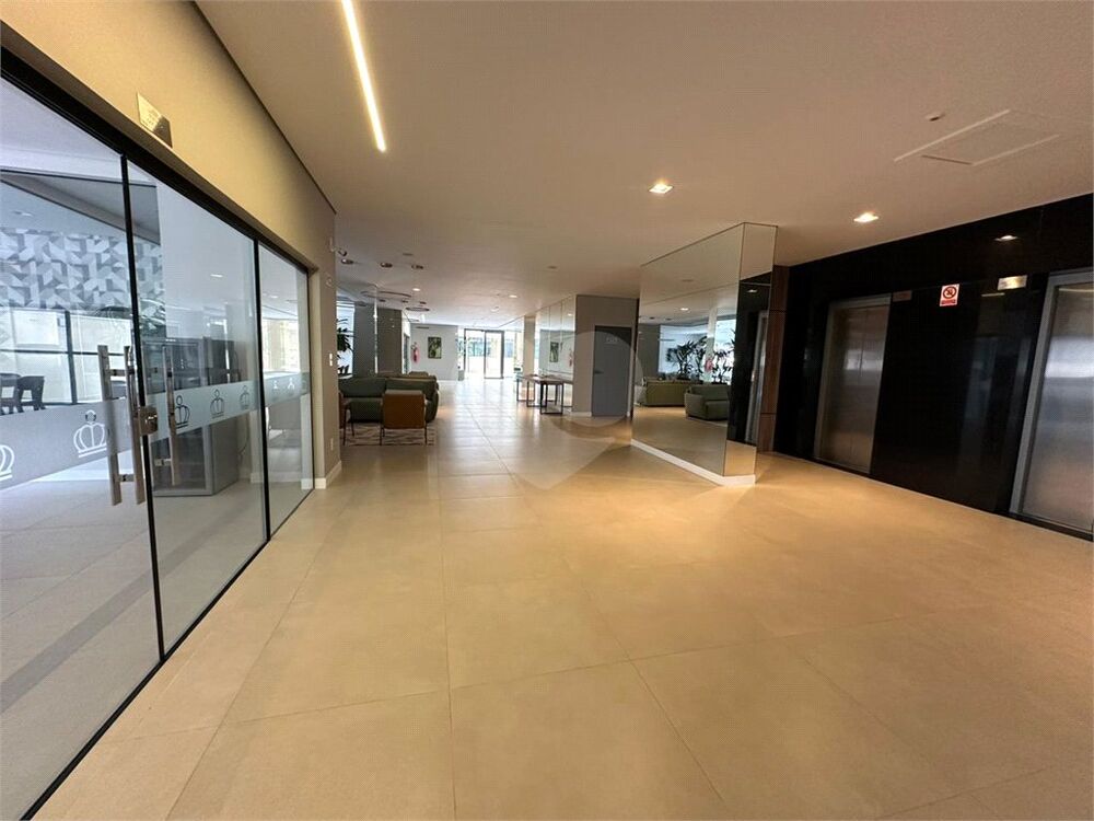 Apartamento à venda com 3 quartos, 70m² - Foto 18