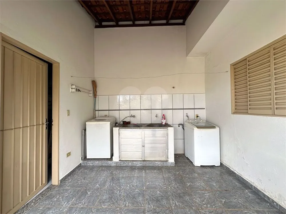 Casa, 3 quartos, 240 m² - Foto 16