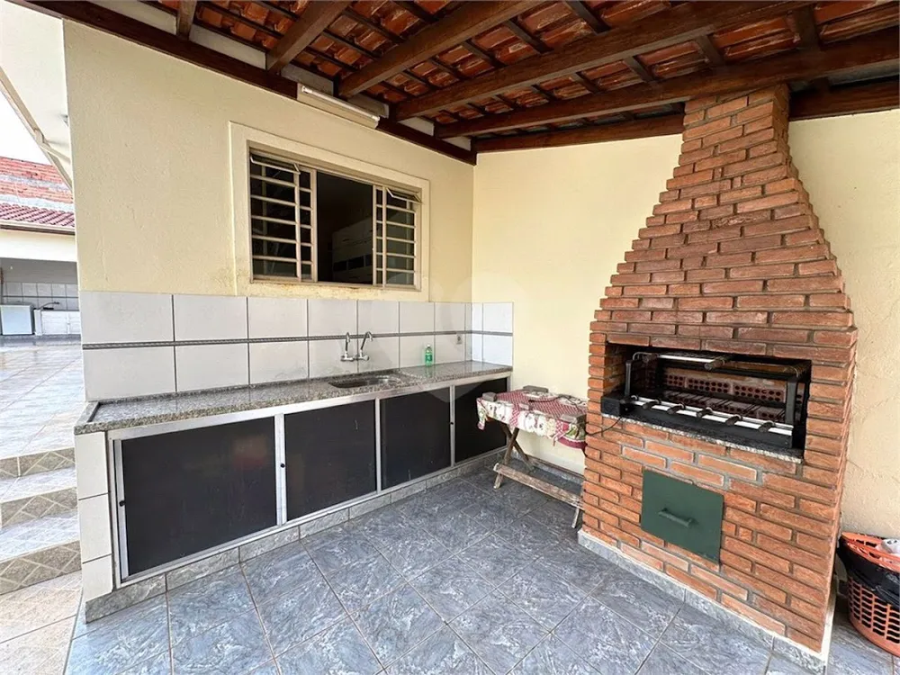 Casa, 3 quartos, 240 m² - Foto 12