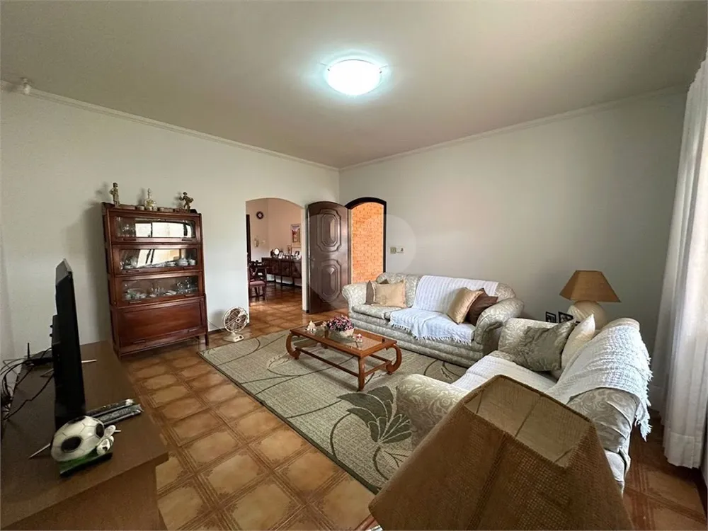 Casa, 3 quartos, 240 m² - Foto 3