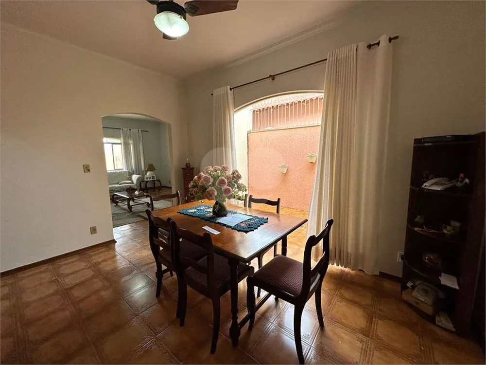 Casa, 3 quartos, 240 m² - Foto 5