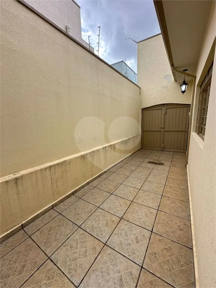 Casa, 3 quartos, 240 m² - Foto 11