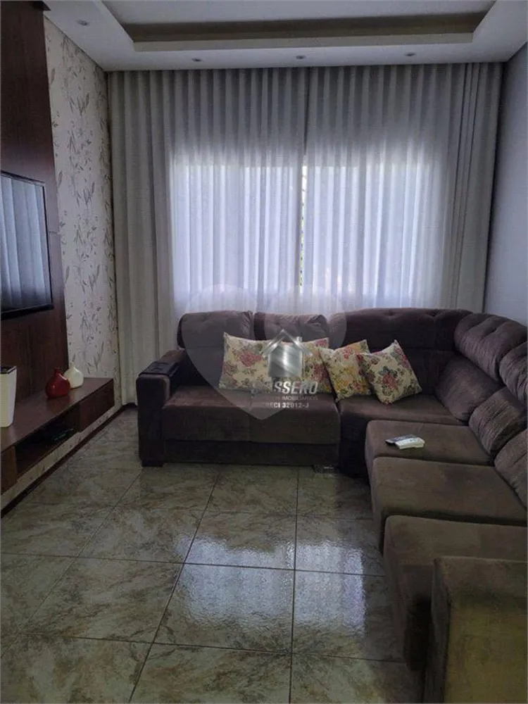 Casa, 3 quartos, 169 m² - Foto 2
