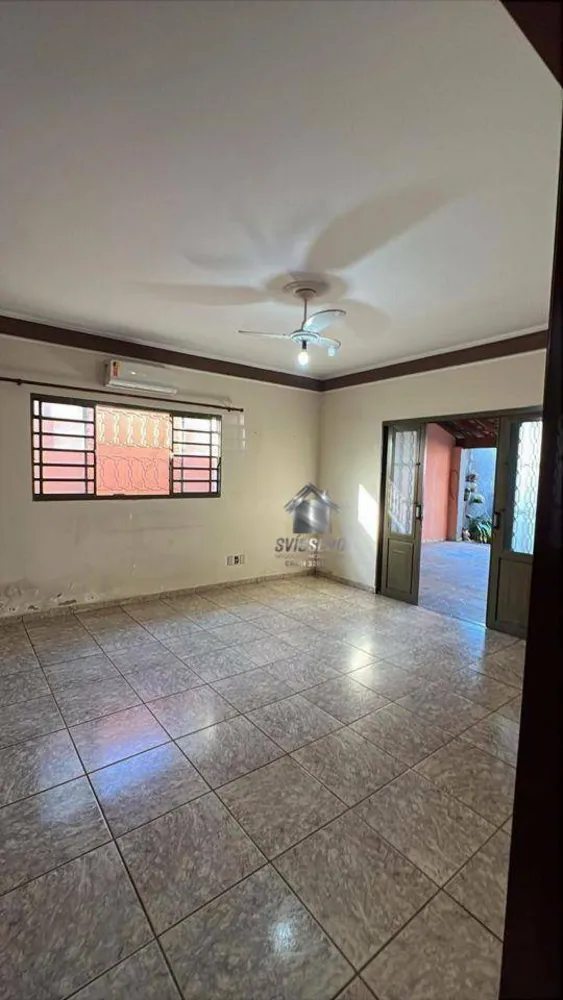Casa, 3 quartos, 250 m² - Foto 2