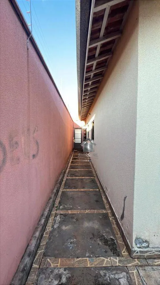 Casa, 3 quartos, 250 m² - Foto 12
