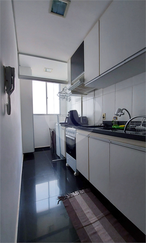 Apartamento à venda com 2 quartos, 105m² - Foto 2