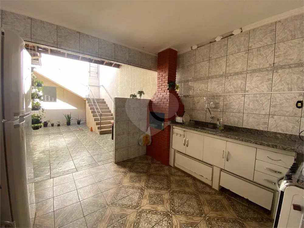 Casa, 3 quartos, 274 m² - Foto 1