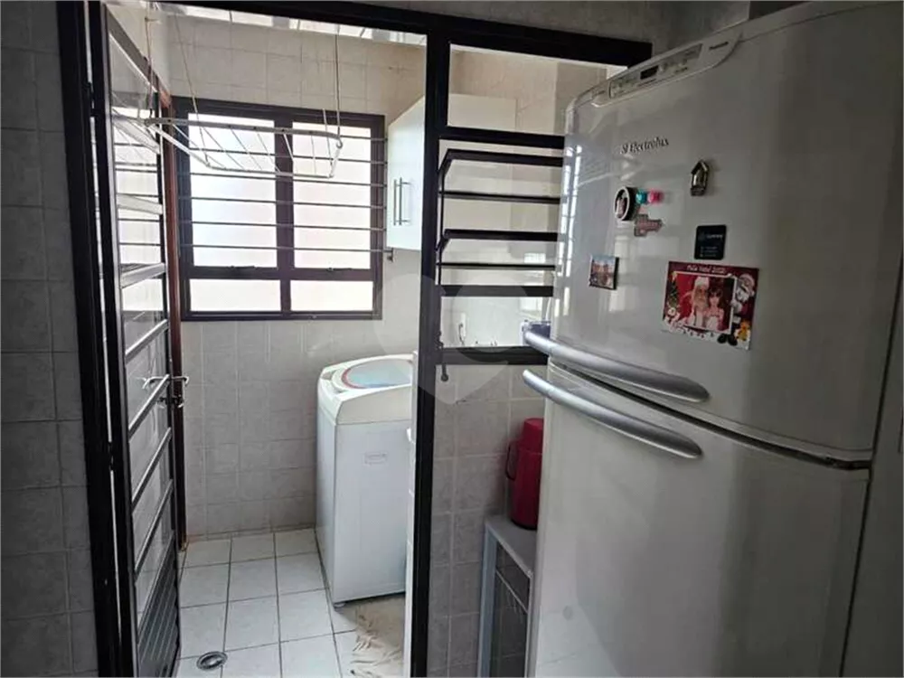 Apartamento à venda com 3 quartos, 83m² - Foto 7