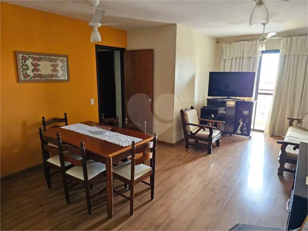 Apartamento à venda com 3 quartos, 83m² - Foto 2