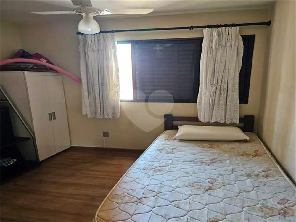 Apartamento à venda com 3 quartos, 83m² - Foto 12