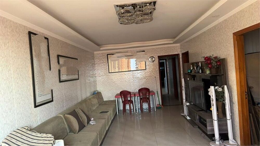 Casa à venda com 7 quartos, 274m² - Foto 2