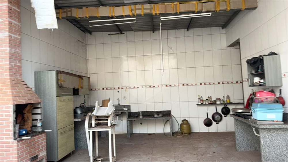 Casa à venda com 7 quartos, 274m² - Foto 23