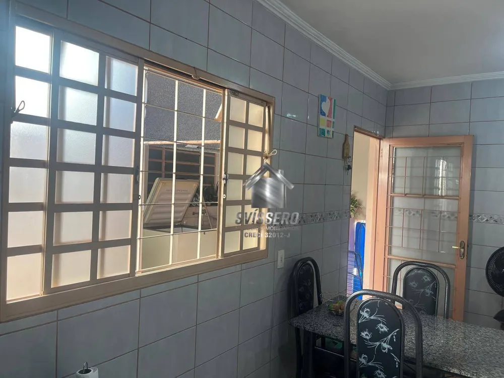 Casa, 3 quartos, 142 m² - Foto 3