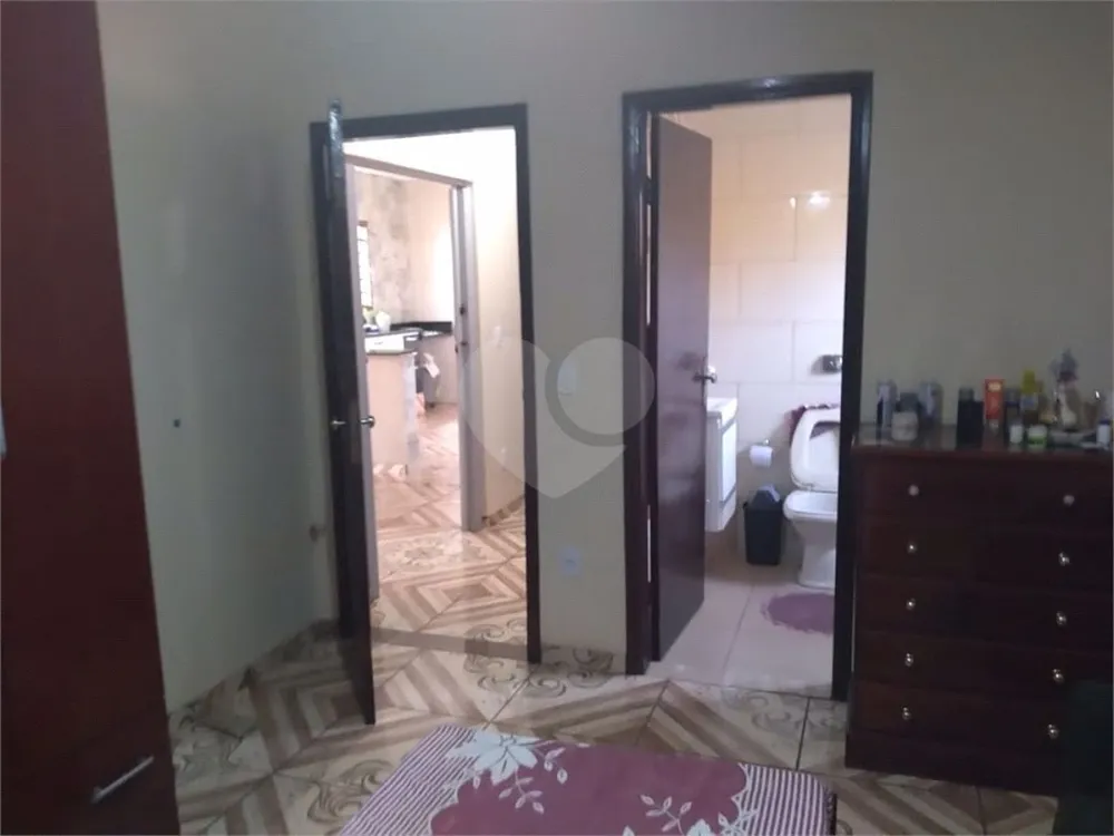 Casa, 3 quartos, 252 m² - Foto 8