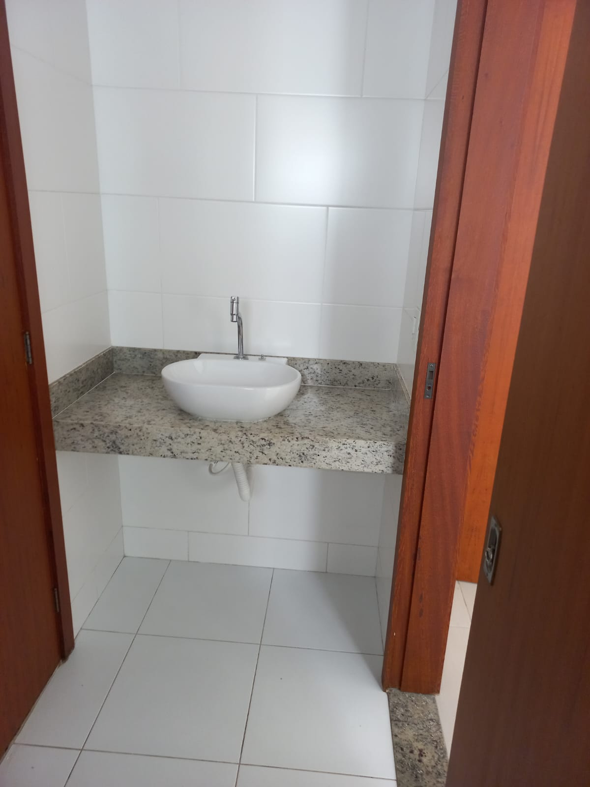 Casa de Condomínio à venda com 3 quartos, 150m² - Foto 4