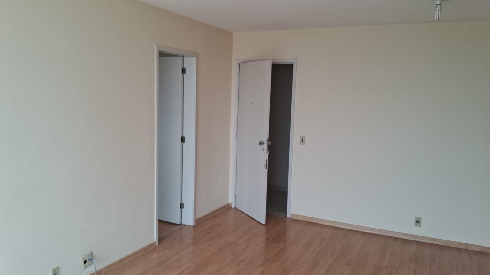 Apartamento à venda com 2 quartos, 78m² - Foto 19