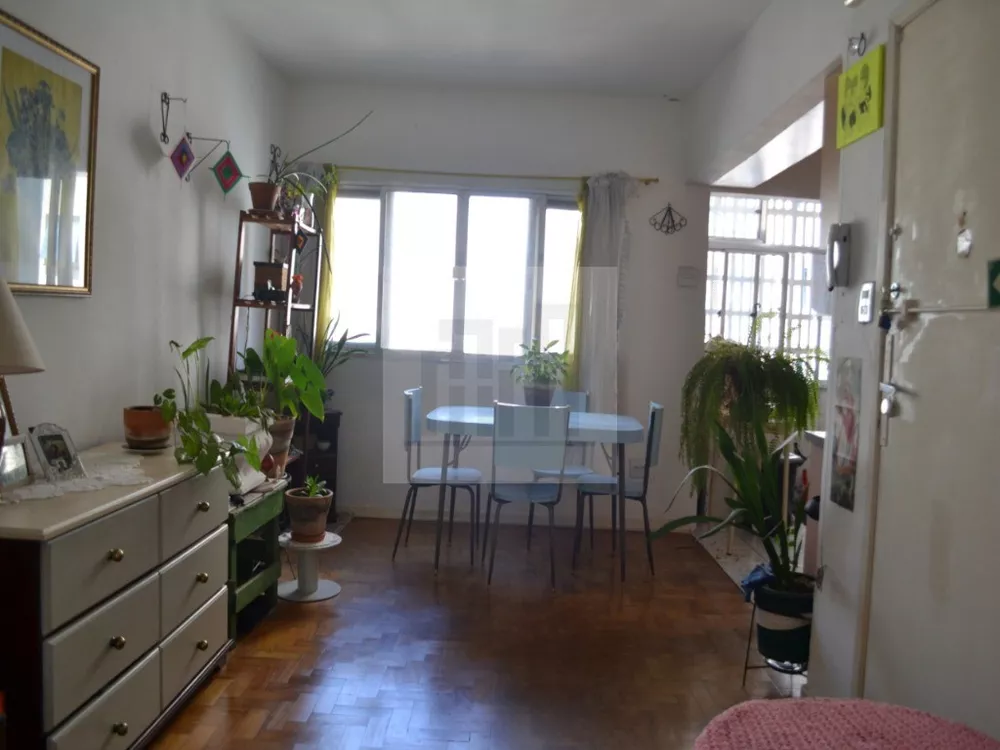 Apartamento à venda com 2 quartos, 65m² - Foto 2