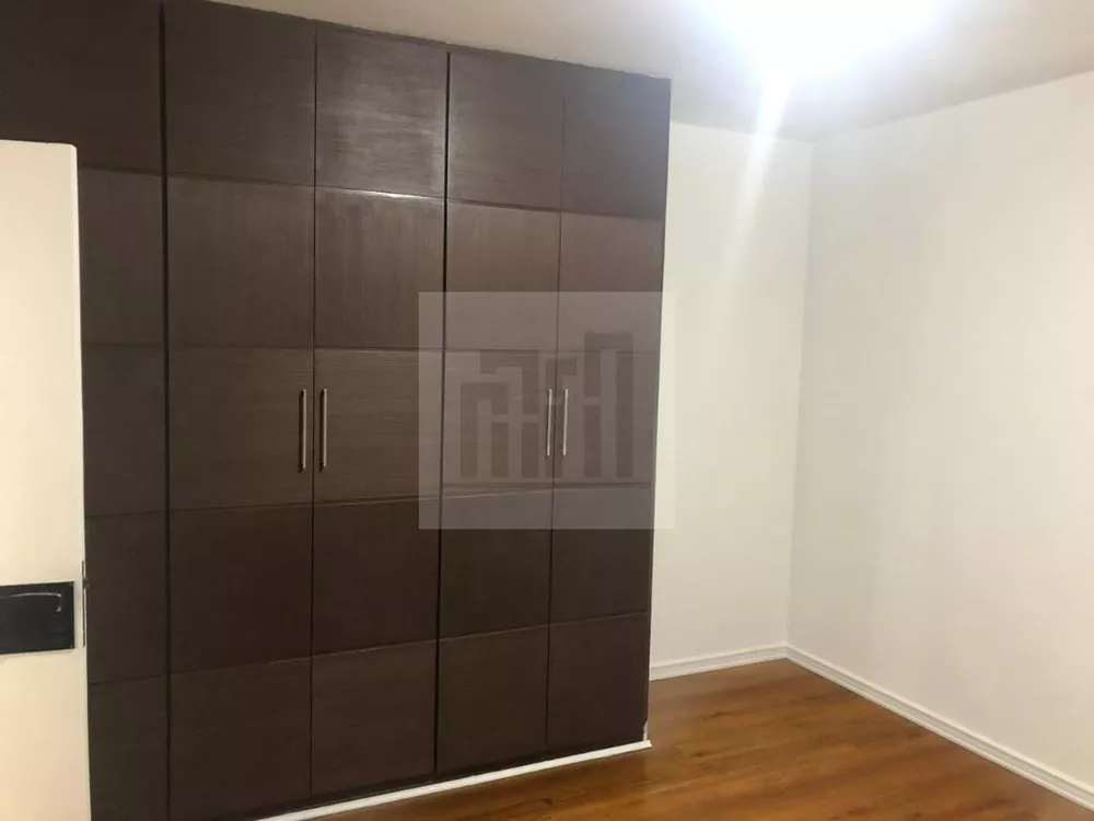 Apartamento à venda com 2 quartos, 63m² - Foto 20