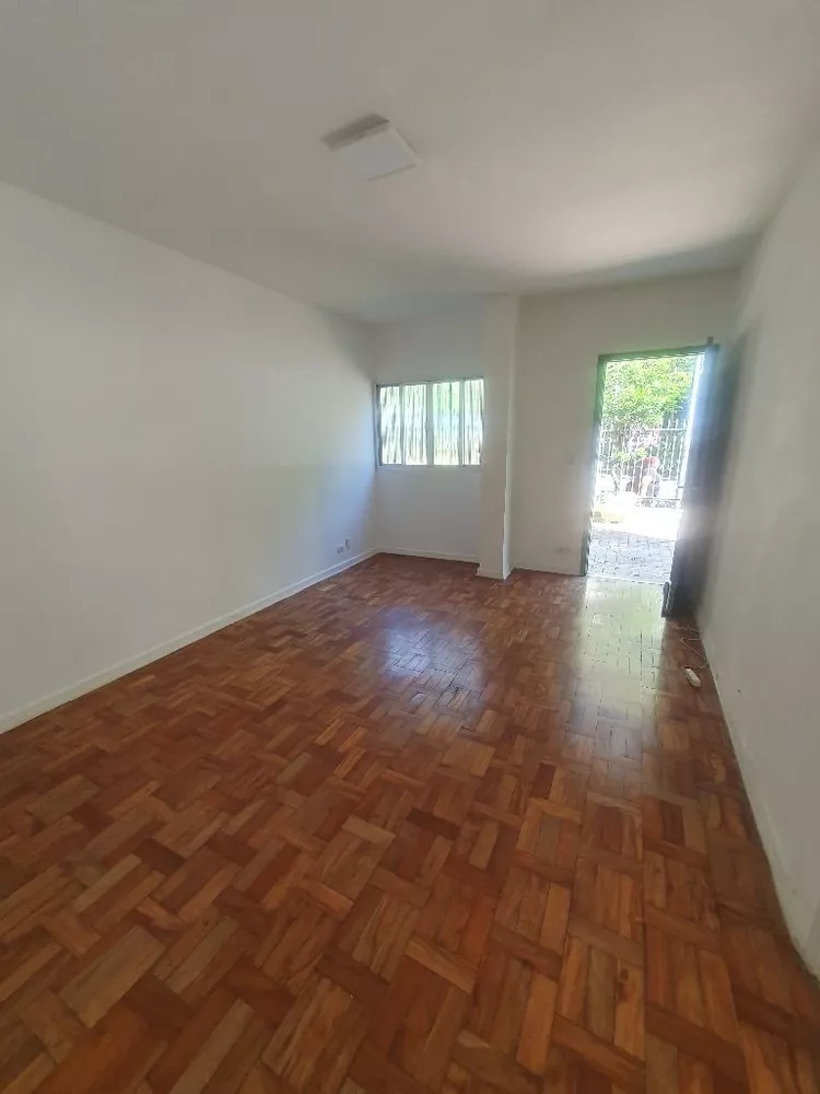 Apartamento para alugar com 3 quartos, 137m² - Foto 1