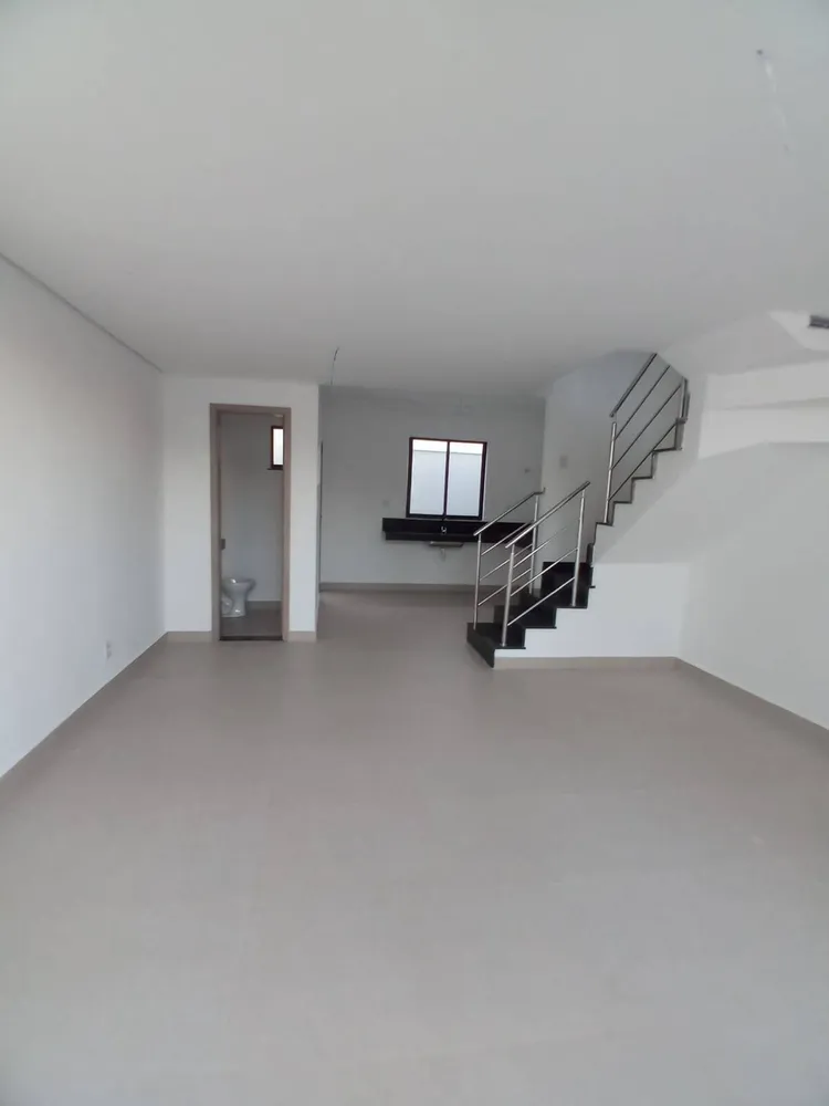 Casa, 3 quartos, 88 m² - Foto 2