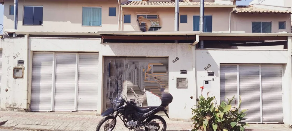 Casa, 2 quartos, 72 m² - Foto 1