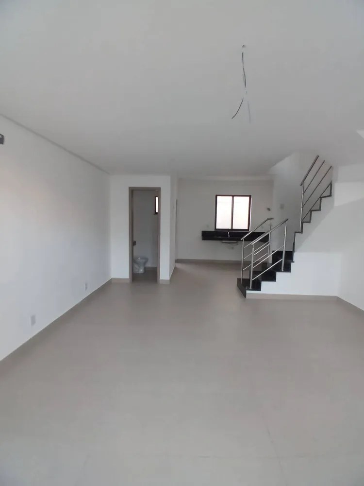 Casa, 3 quartos - Foto 2
