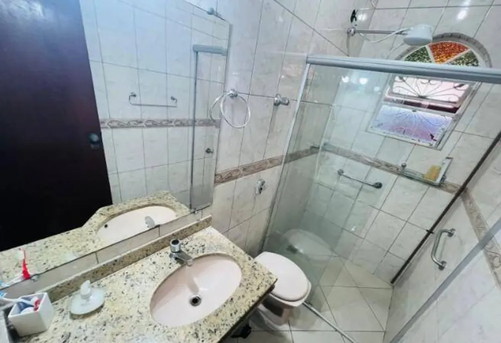 Casa, 4 quartos, 259 m² - Foto 3