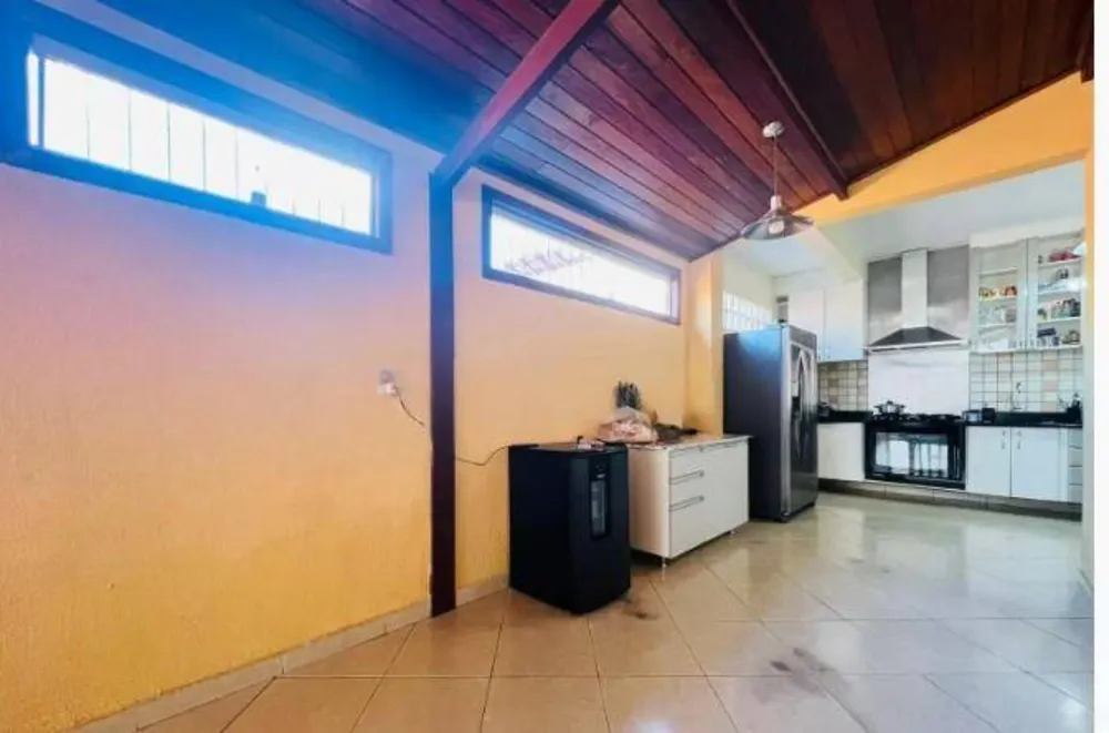 Casa, 4 quartos, 259 m² - Foto 6
