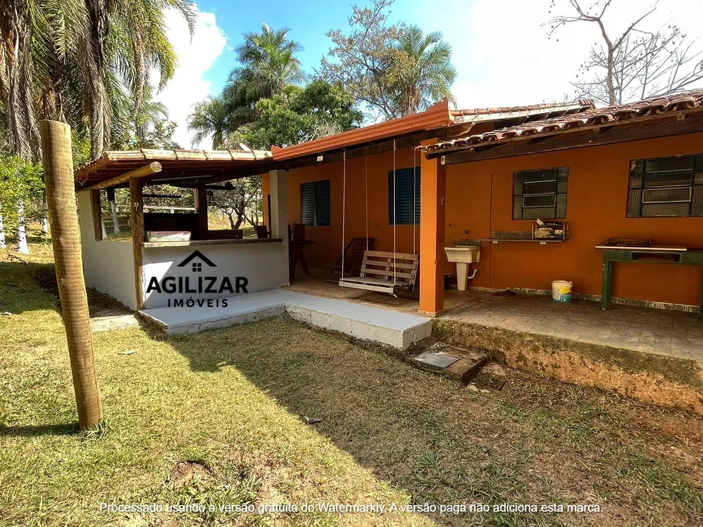 Sítio, 4 quartos, 3000 m² - Foto 1