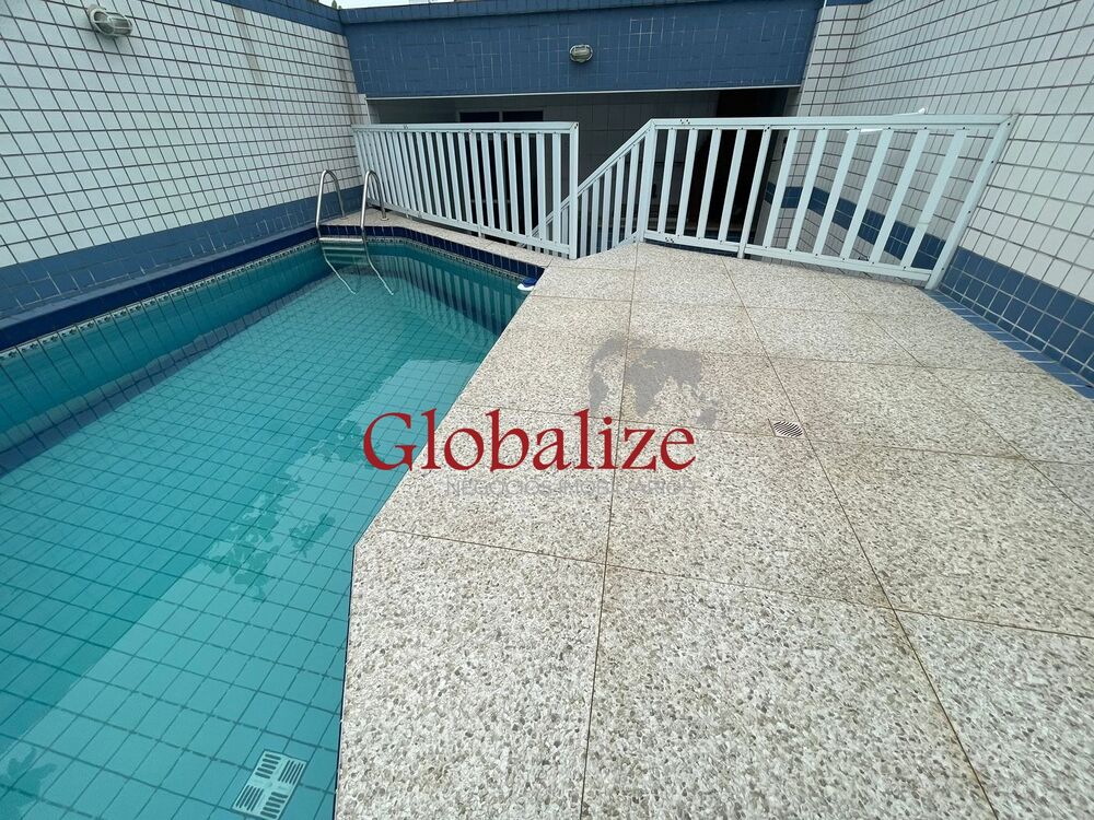 Casa à venda com 3 quartos, 330m² - Foto 1