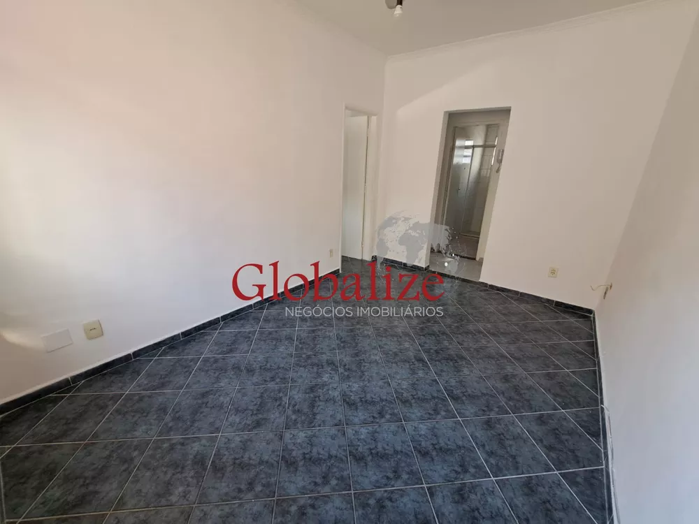 Apartamento à venda com 2 quartos, 76m² - Foto 4