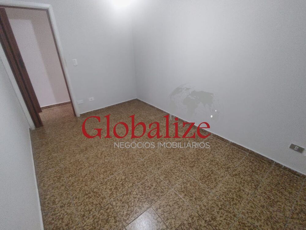 Apartamento para alugar com 2 quartos, 75m² - Foto 4