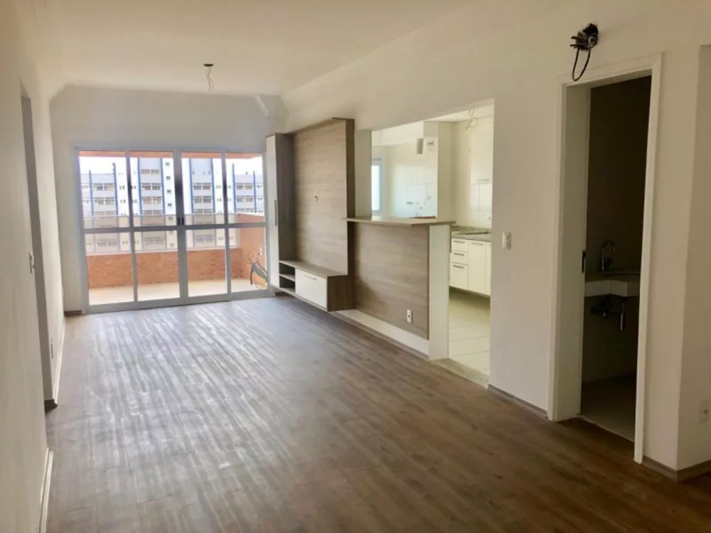 Apartamento à venda com 2 quartos, 84m² - Foto 2