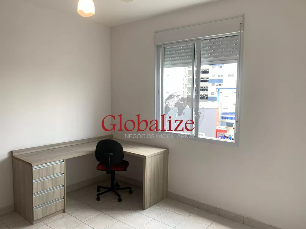 Apartamento à venda com 2 quartos, 139m² - Foto 4