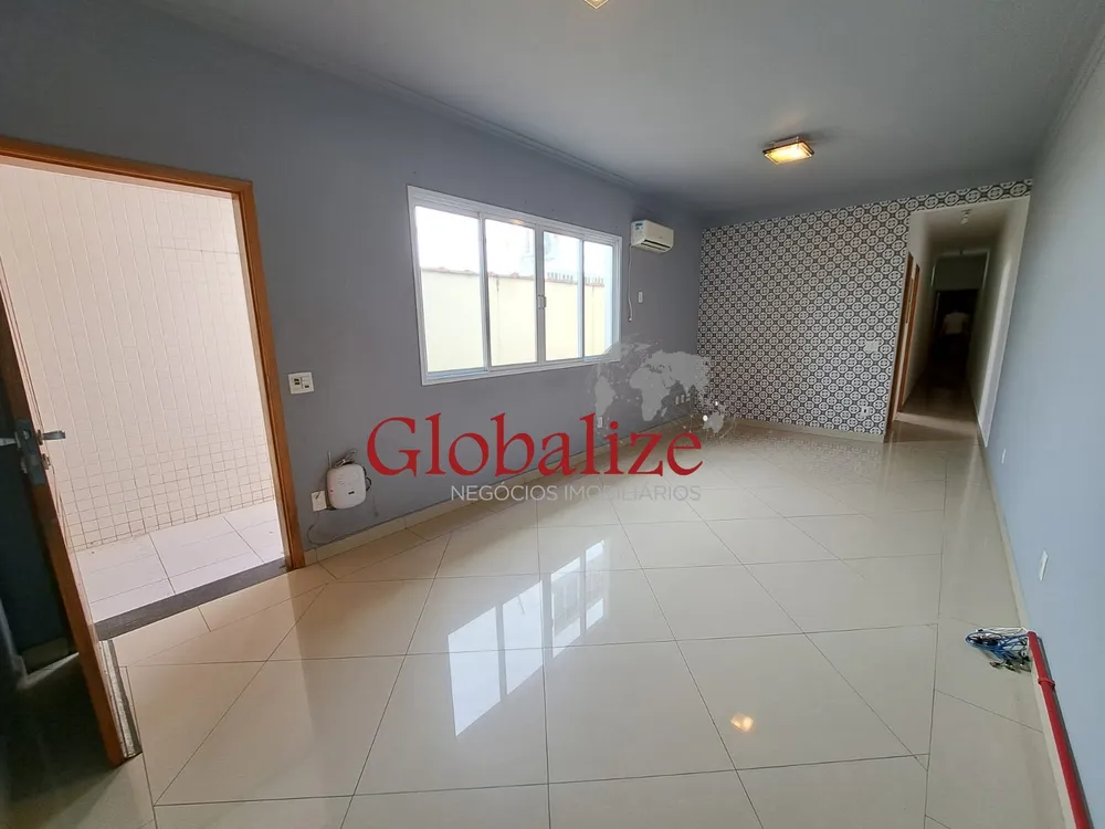 Casa, 3 quartos, 128 m² - Foto 1