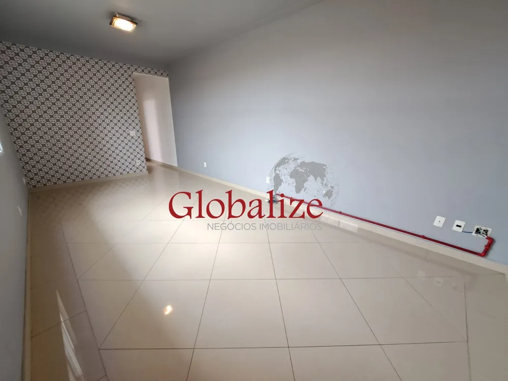 Casa, 3 quartos, 128 m² - Foto 2