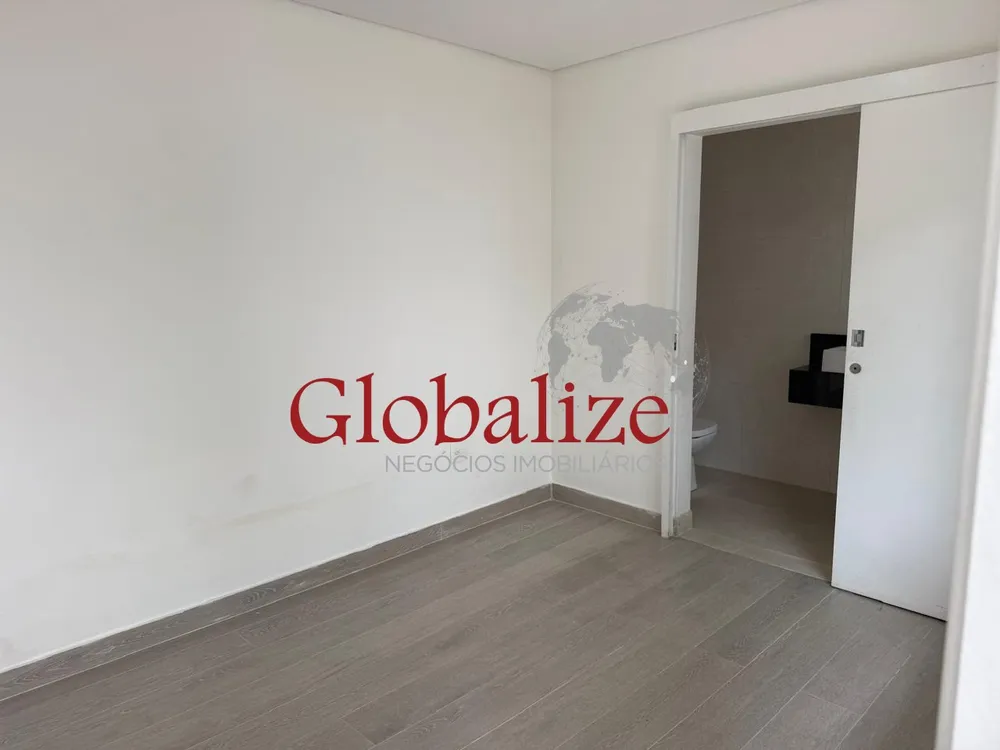 Casa, 4 quartos, 250 m² - Foto 9
