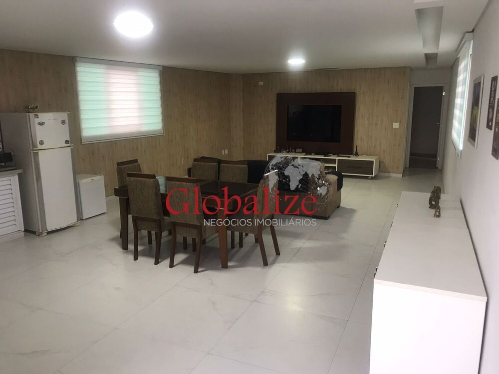 Casa, 5 quartos, 261 m² - Foto 1