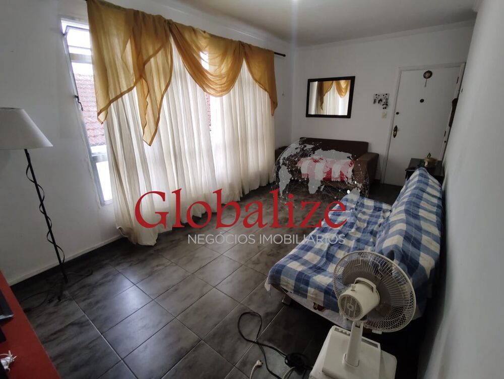 Apartamento à venda com 2 quartos, 70m² - Foto 2