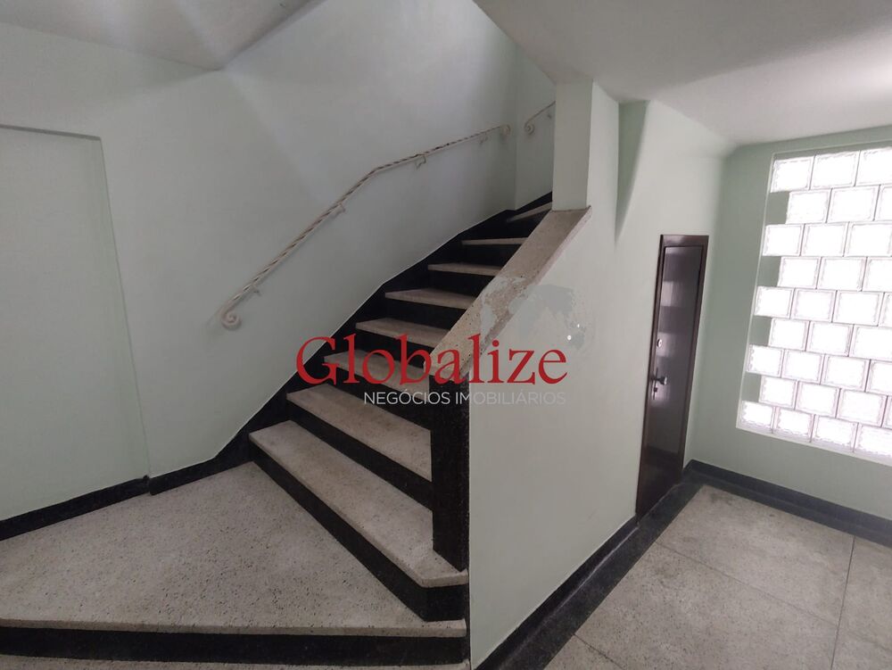 Apartamento à venda com 2 quartos, 70m² - Foto 26