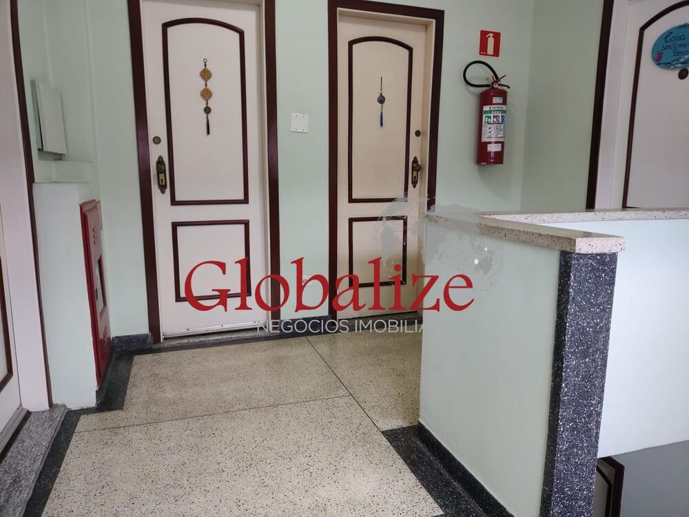 Apartamento à venda com 2 quartos, 70m² - Foto 24
